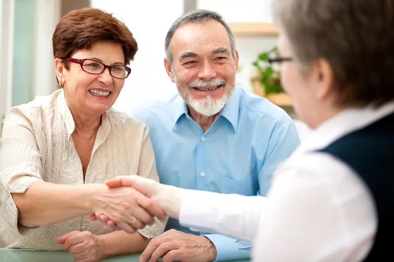 Managing Conflict Over Care Homes, In-Home Support, and Living Arrangements with EH Mediation Sandhurst